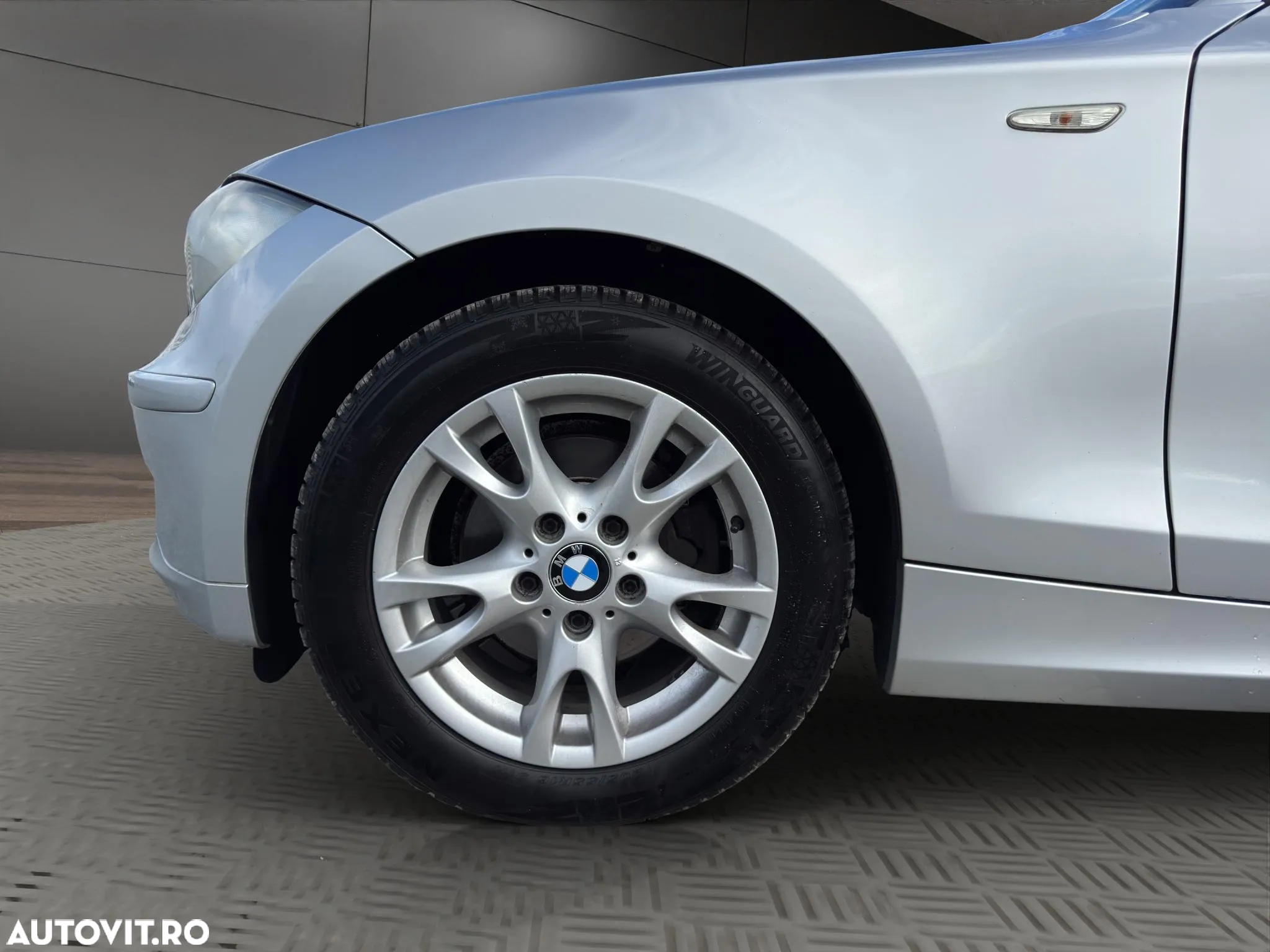BMW Seria 1 118d DPF - 18