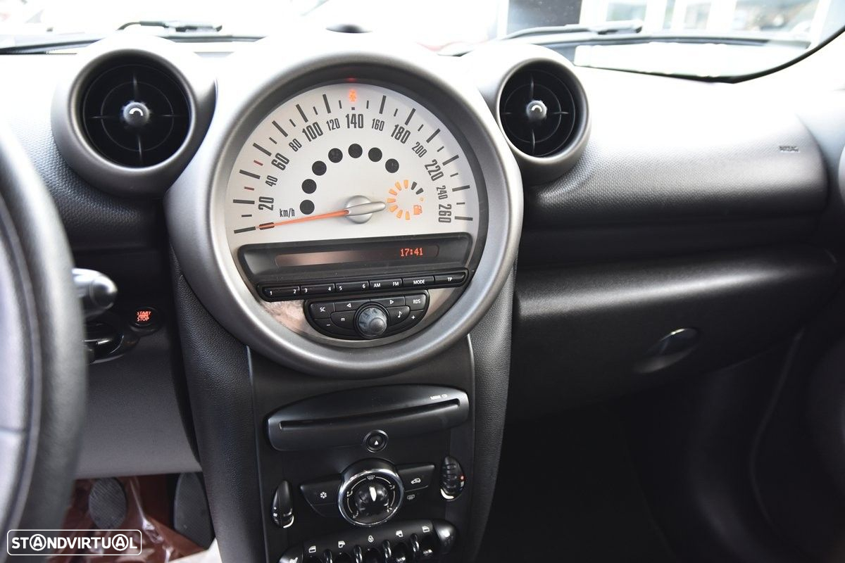 MINI Countryman Cooper D - 15