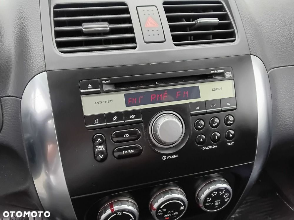 Suzuki SX4 - 18