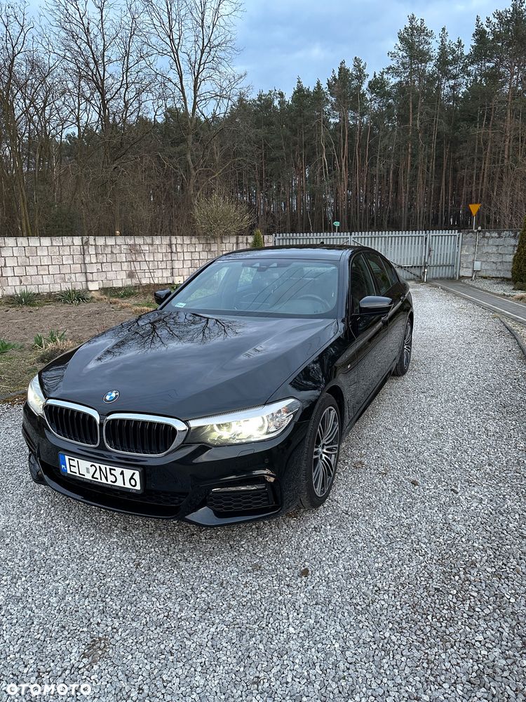 BMW Seria 5 520d xDrive M Sport sport - 9