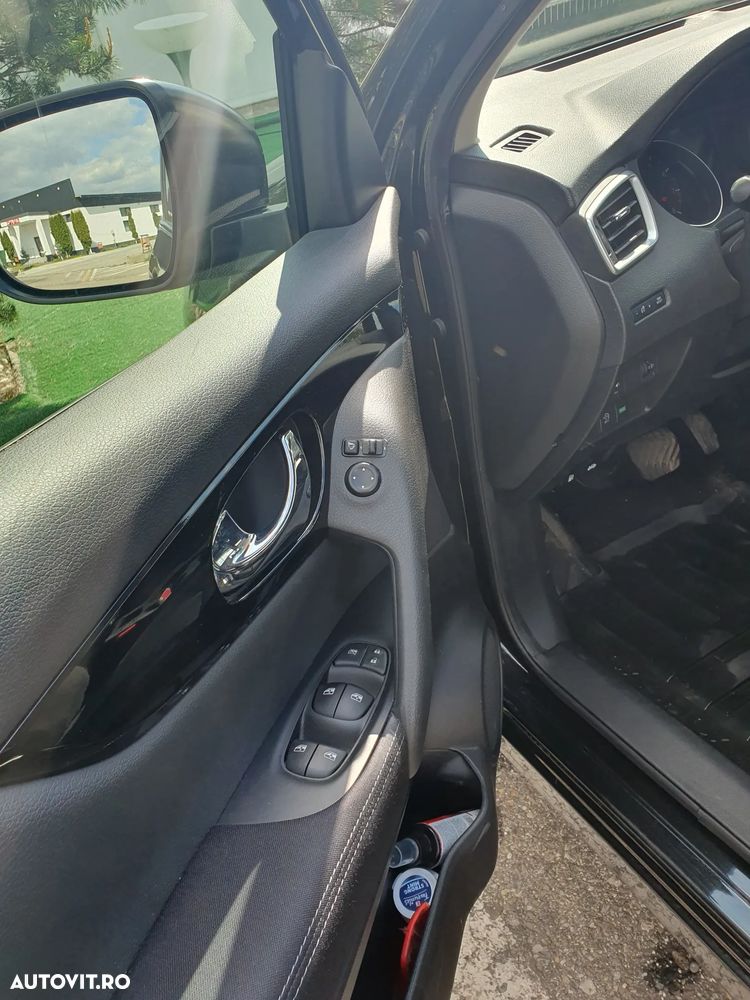 Nissan Qashqai 1.3 157CP 2WD DCT N-Connecta - 14