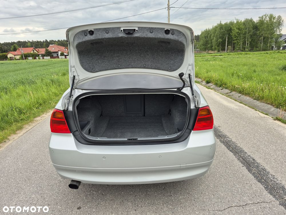 BMW Seria 3 - 22
