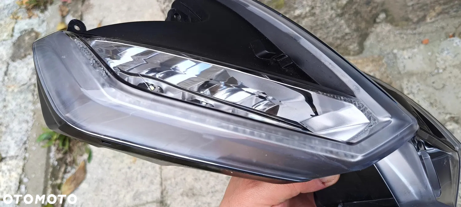 APRILIA RS 660 LAMPA PRZÓD REFLEKTOR 2022 - 3