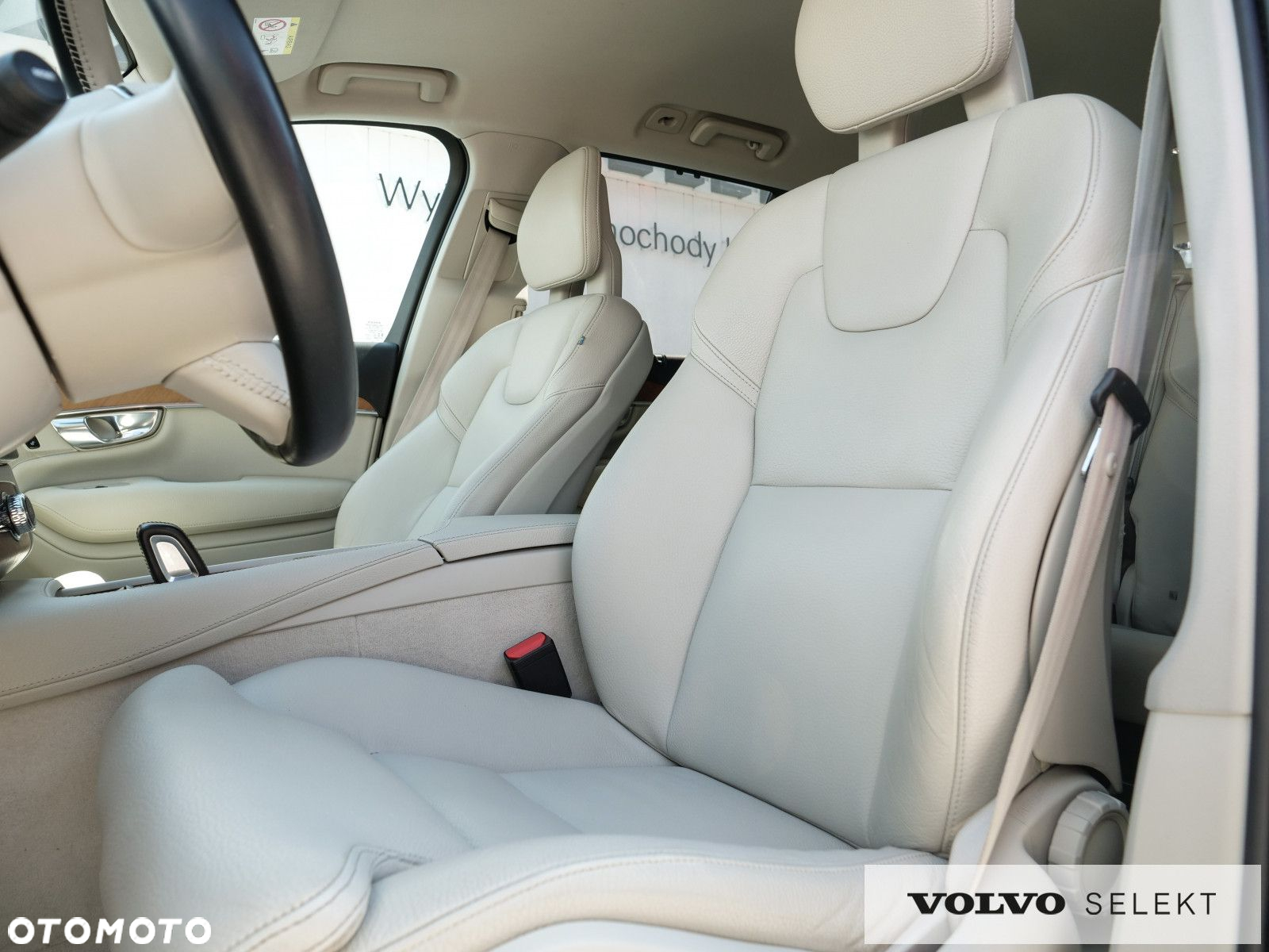 Volvo XC 90 - 13