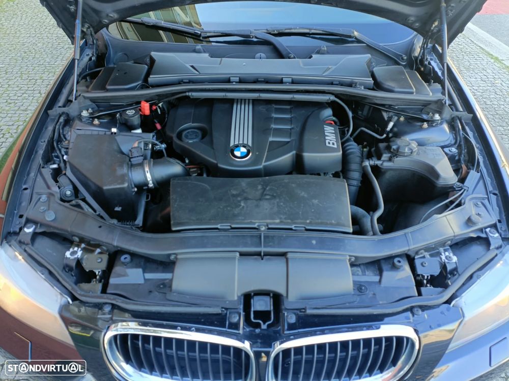 BMW 318 d DPF Touring - 11