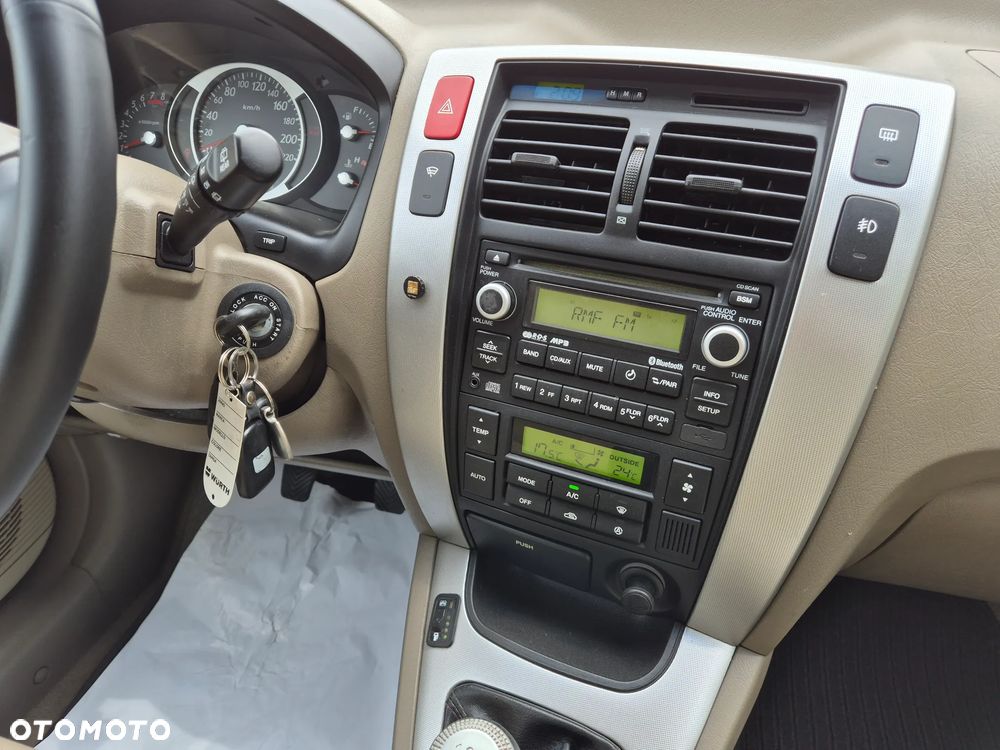 Hyundai Tucson 2.0 Elegance / Premium - 23
