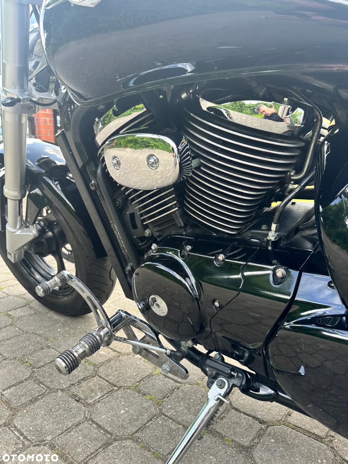Suzuki Intruder - 12