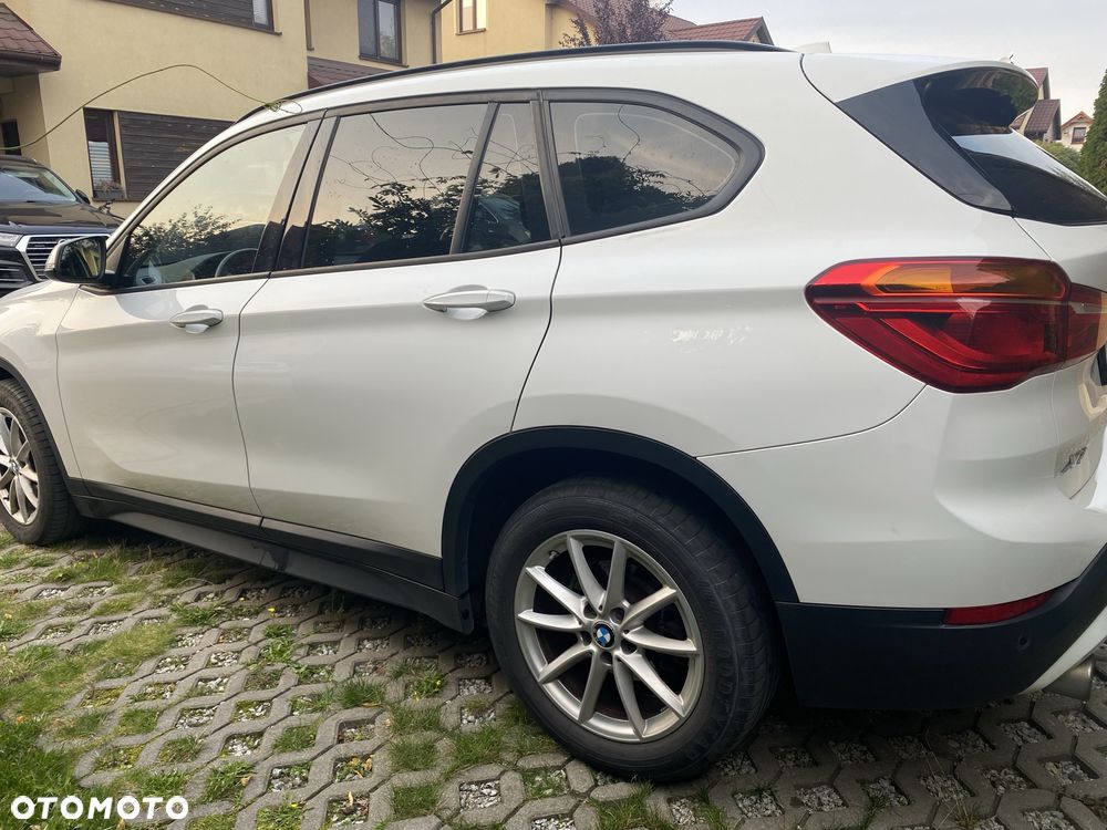 BMW Ix1 2019 photo 4