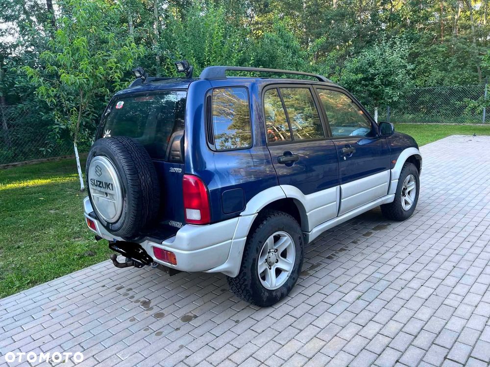 Suzuki Vitara - 3