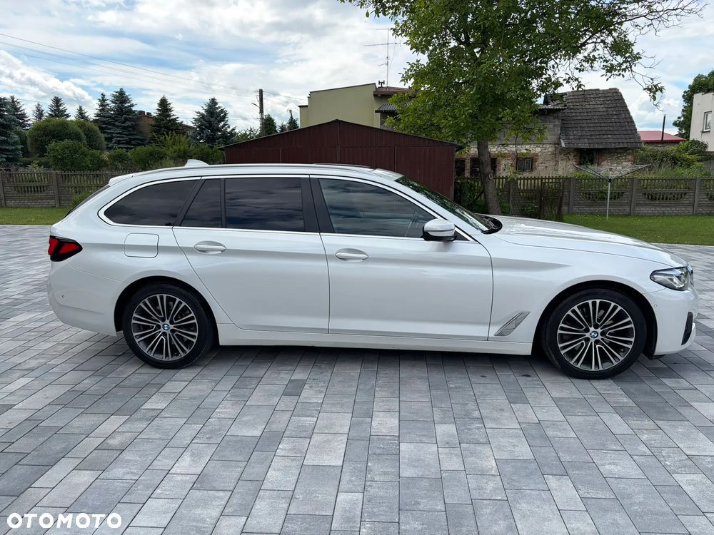 BMW Seria 5 520d Luxury Line - 3