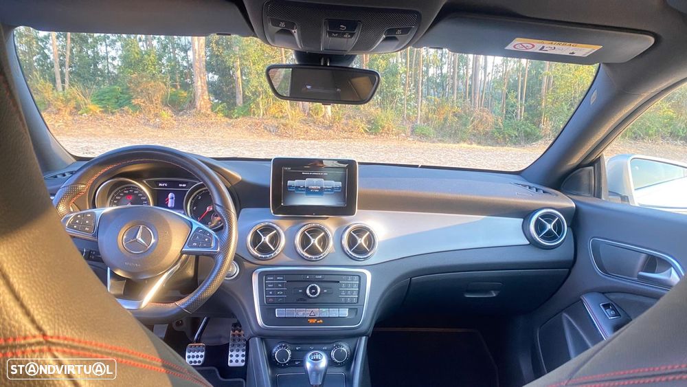 Mercedes-Benz CLA 180 d Shooting Brake AMG Line - 10