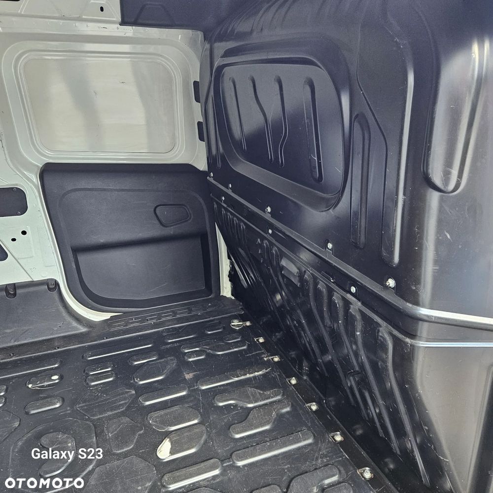 Opel COMBO - 30