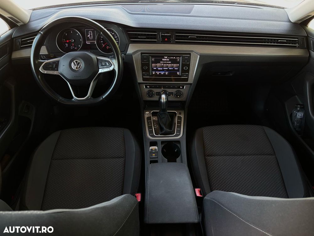 Volkswagen Passat - 5