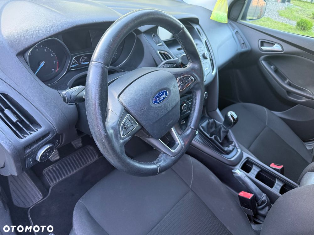 Ford Focus 1.6 SYNC Edition - 11