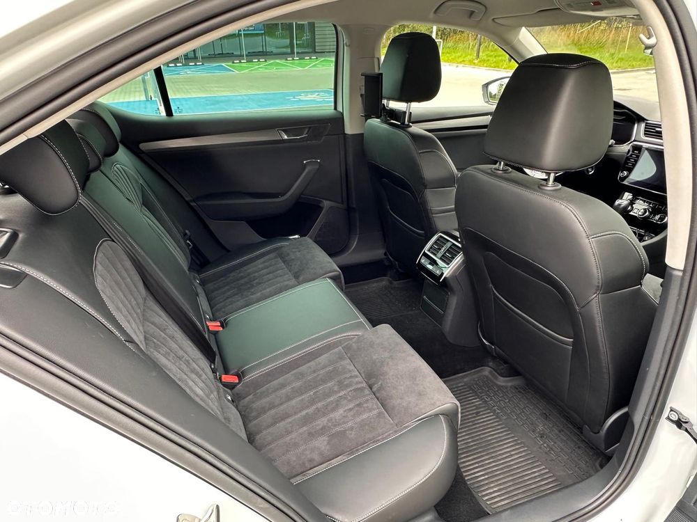 Skoda Superb 2.0 TSI 4x4 Style DSG - 8