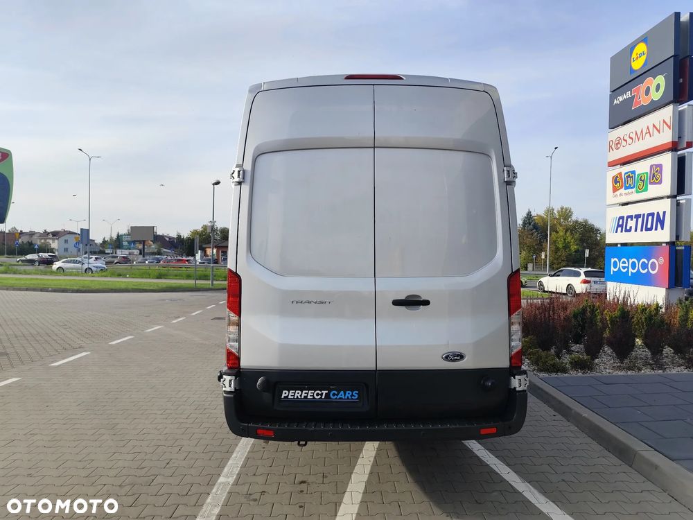 Ford Transit - 6