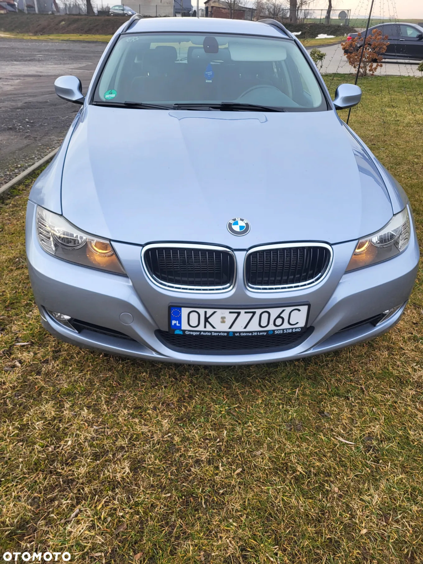 BMW Seria 3 318i - 5