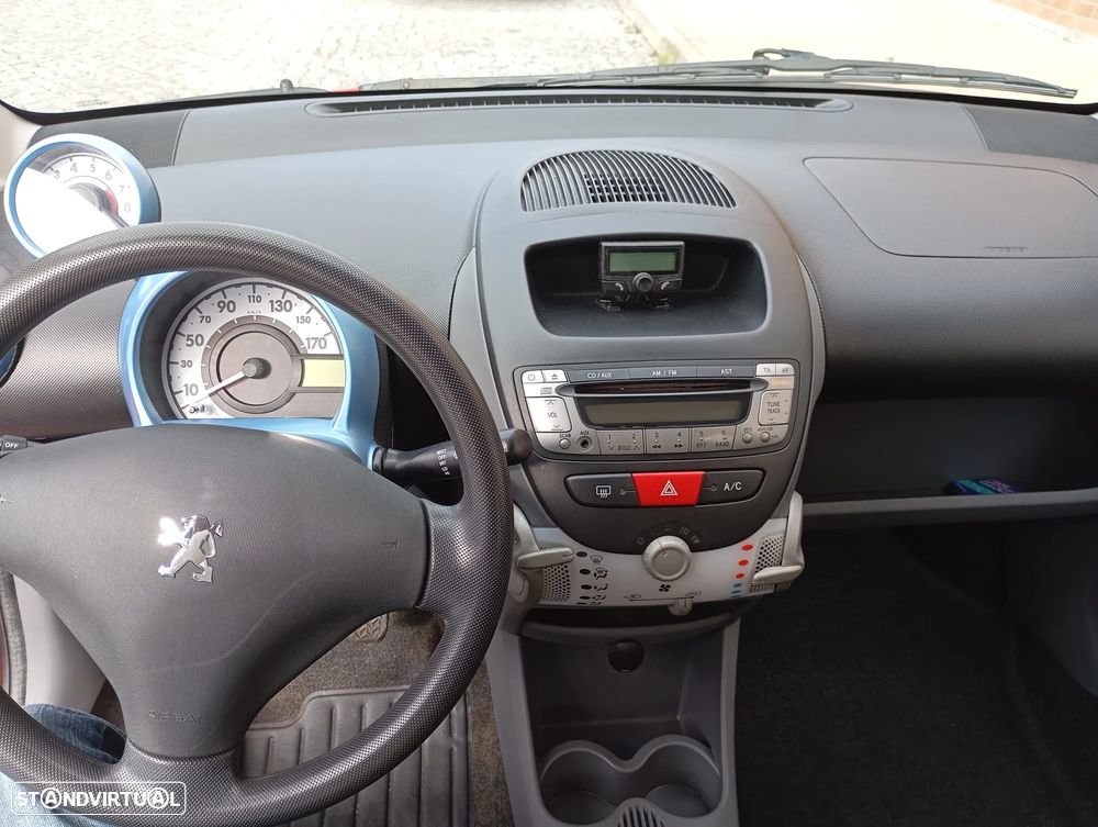 Peugeot 107 1.0 Urban Move - 8