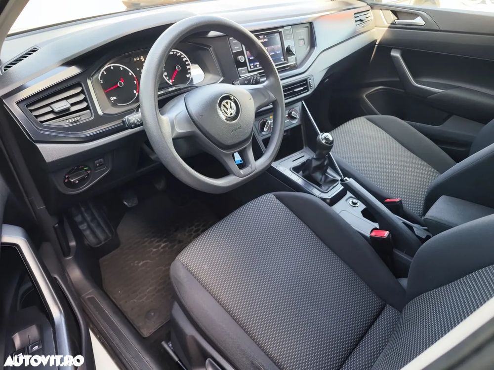 Volkswagen Polo 1.0 MPI Base - 10