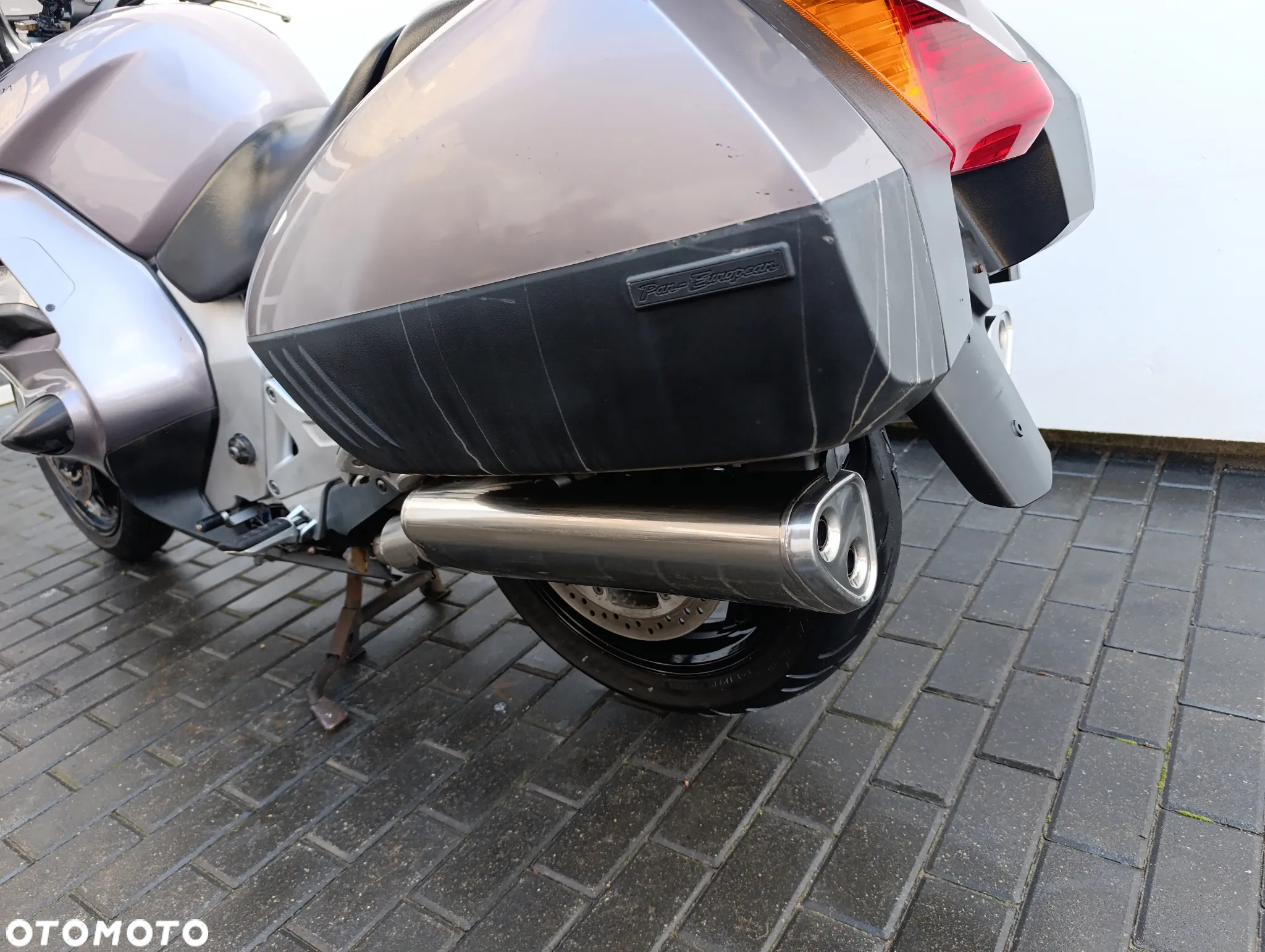 Honda ST - 23