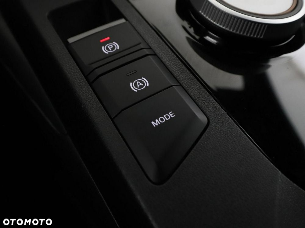 MG MG3 3 Hybrid+ Luxury - 29