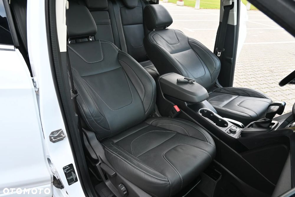 Ford Kuga 2.0 TDCi Individual MPS6 - 25