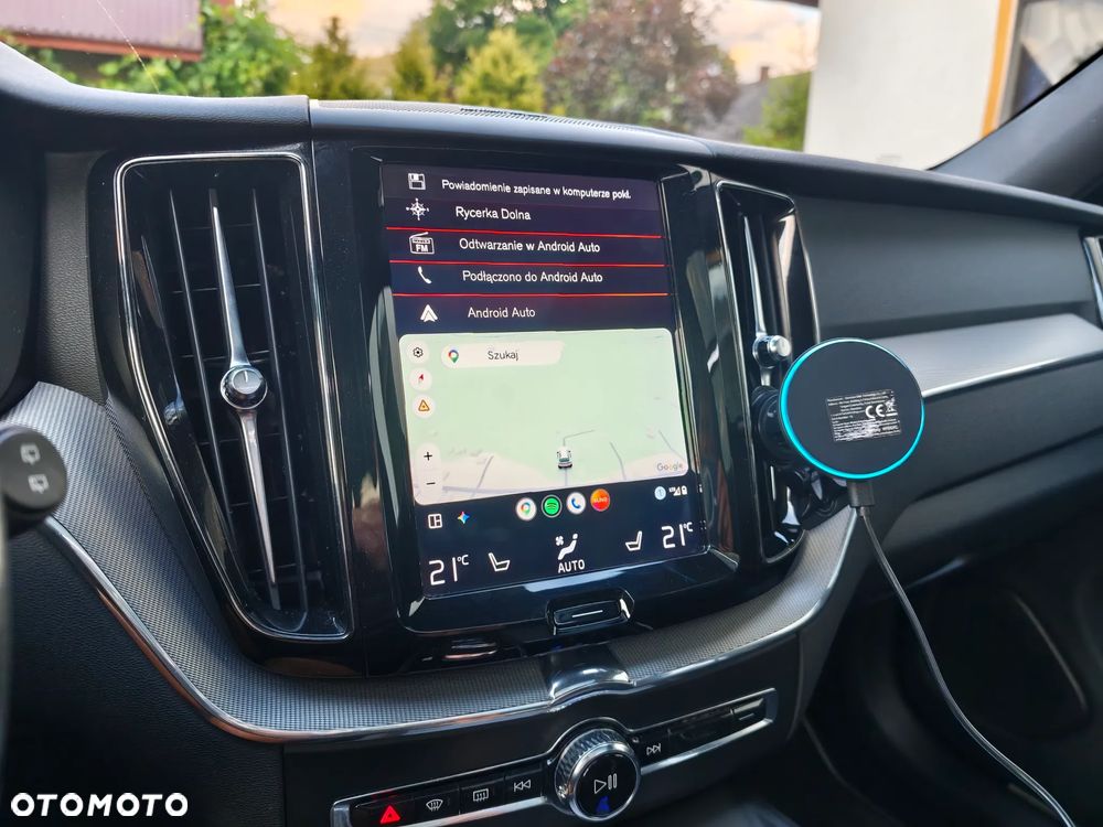 Volvo XC 60 T8 AWD Recharge Geartronic RDesign Expression - 17