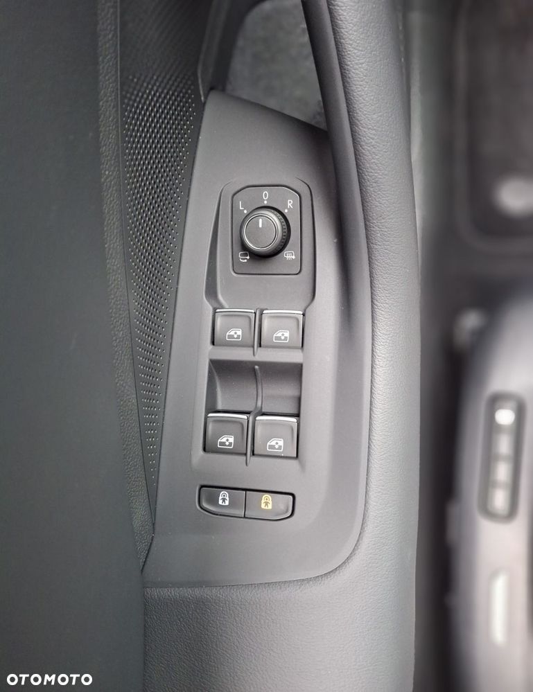 Volkswagen Passat - 14