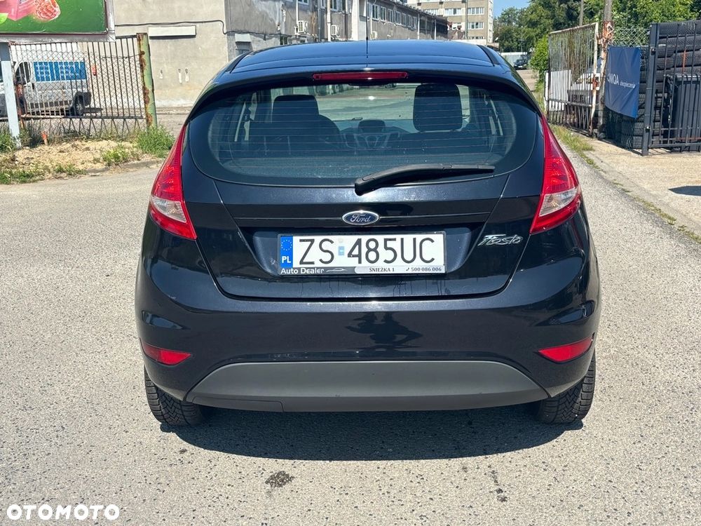 Ford Fiesta 1.25 Trend - 11