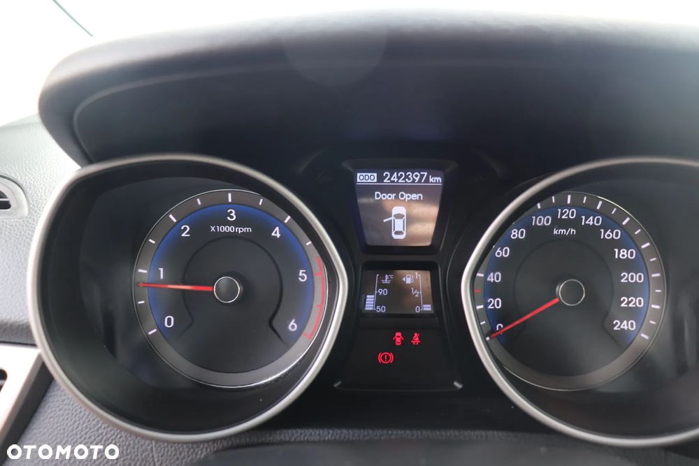 Hyundai i30 i30cw 1.6 CRDi Intro Edition - 17