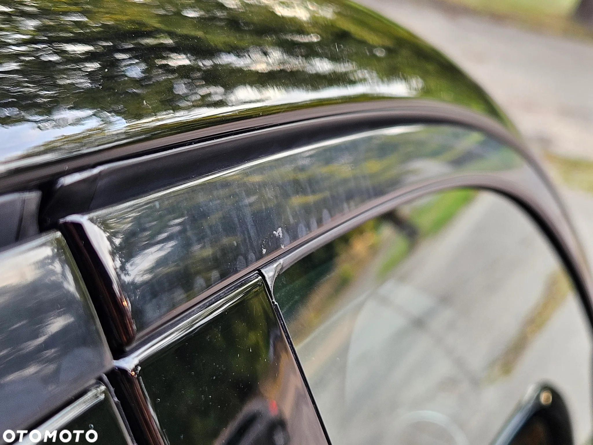 Mercedes-Benz Klasa E 220 d 4-Matic 9G-TRONIC - 21