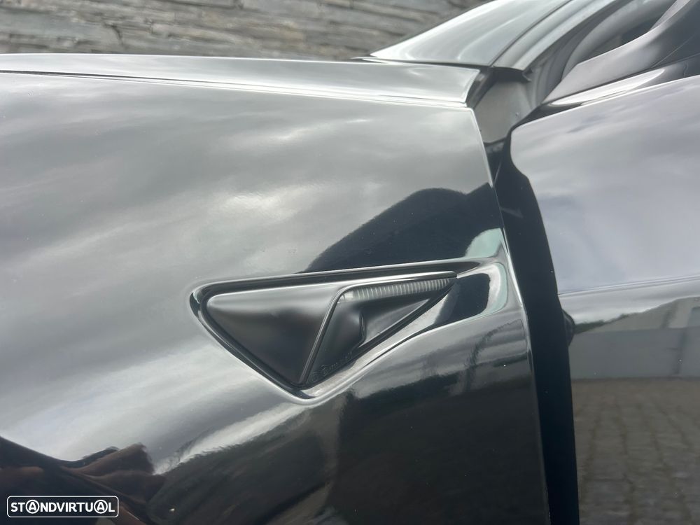Tesla Model 3 Performance Dual Motor AWD - 28