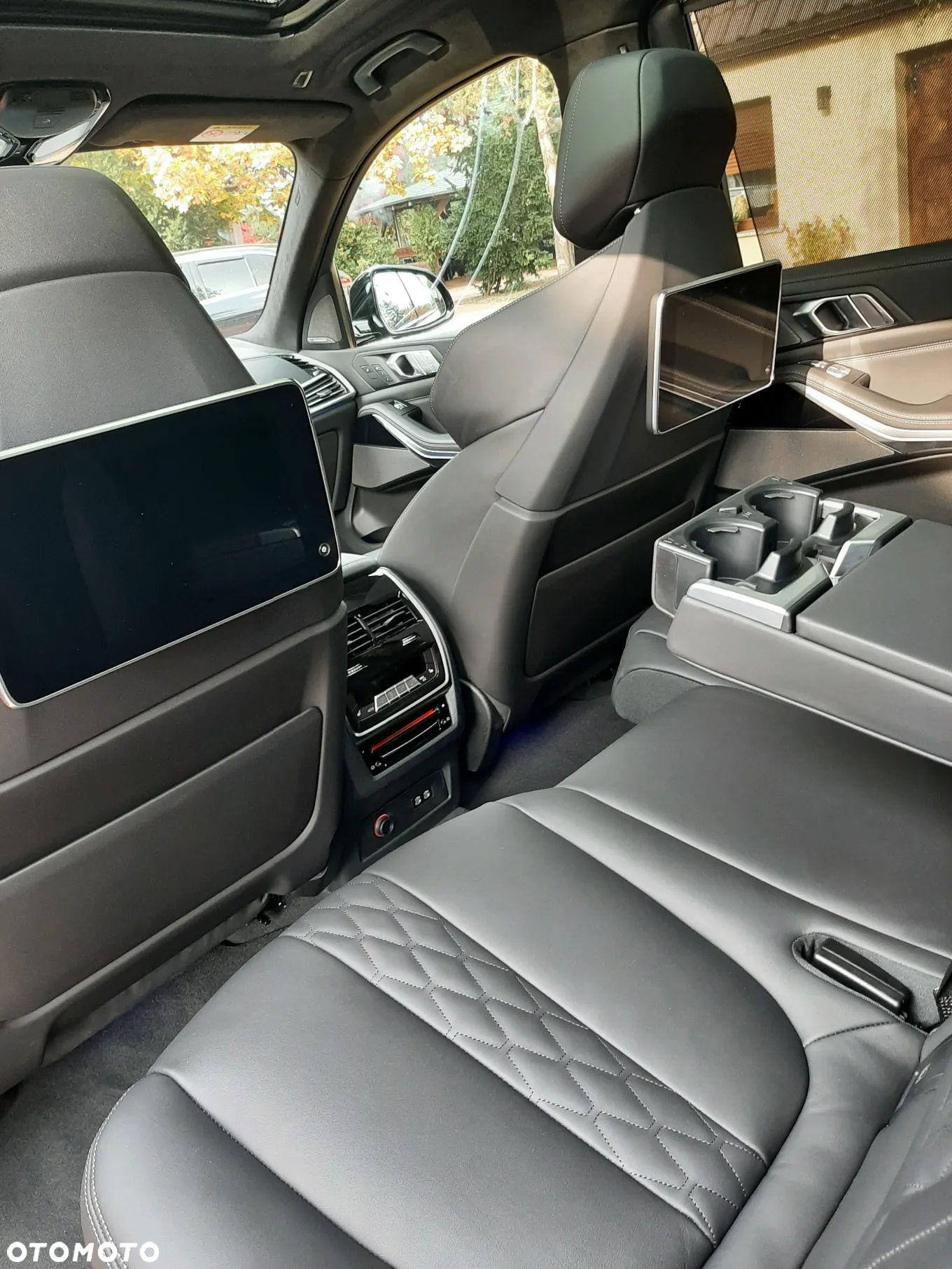 BMW X7 M50i sport - 13