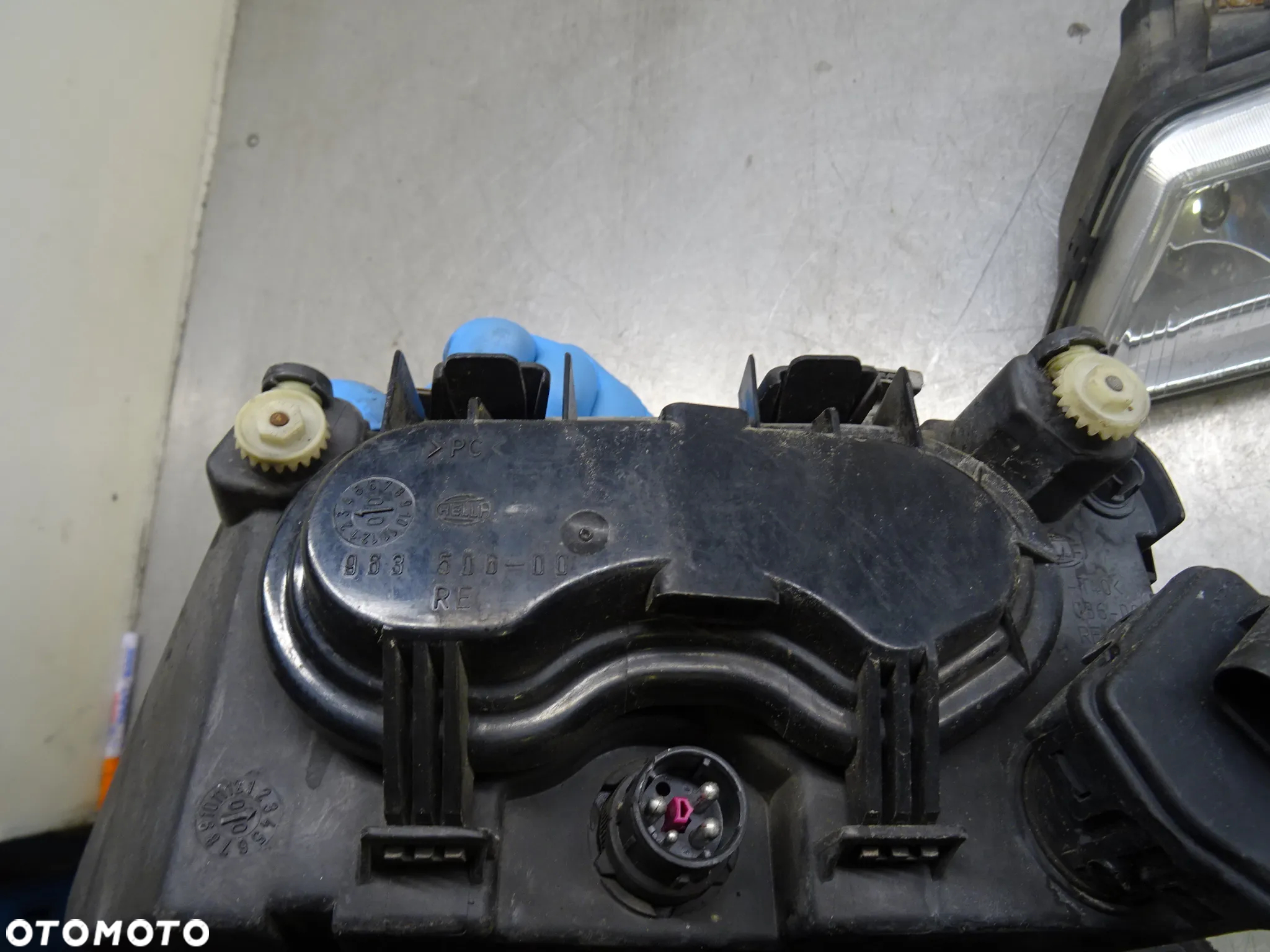 AUDI A3 8L HB 5D 96-00 REFLEKTOR LAMPA PRAWY LEWY PRZÓD - 7