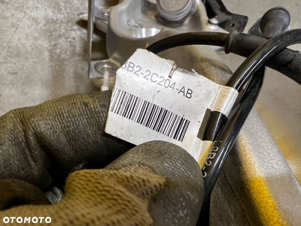 ZWROTNICA PIASTA CZUJNIK ABS PRZÓD PRAWY LAND ROVER DEFENDER II L663 - 7