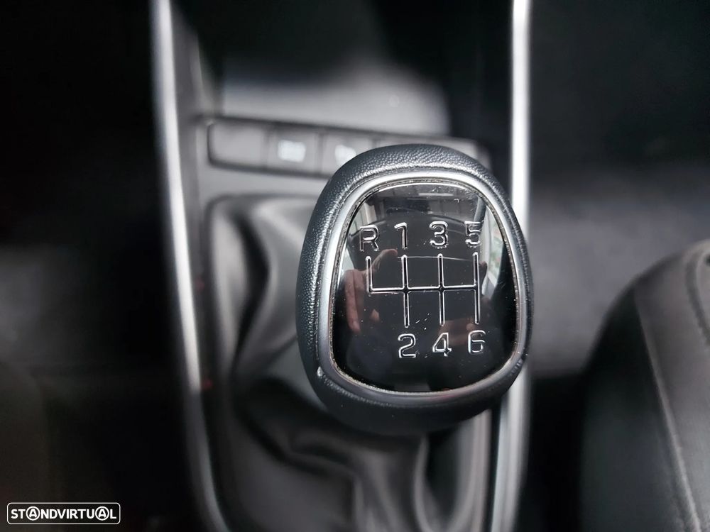 Hyundai Bayon 1.0 T-GDI Premium - 27