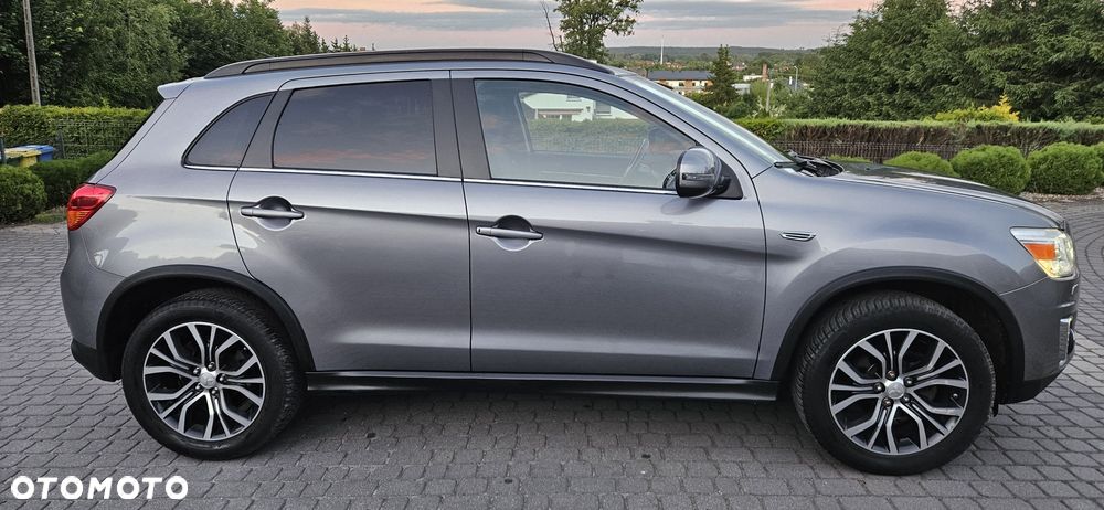Mitsubishi ASX - 5