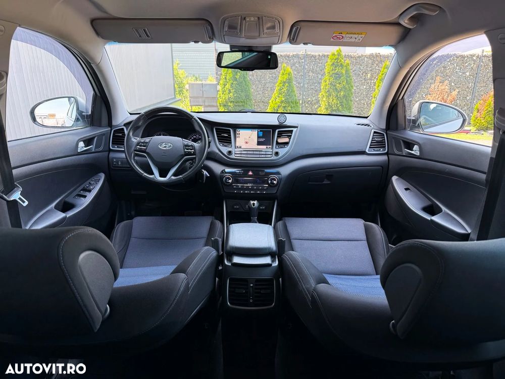 Hyundai Tucson 2.0 CRDI 4WD Automatik Advantage - 22