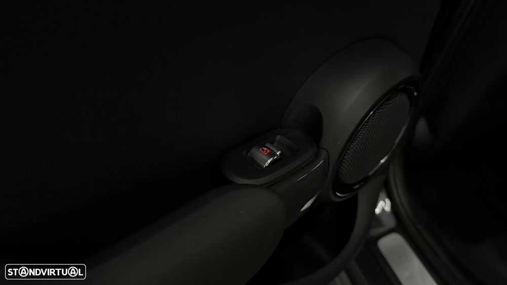 MINI 5 Portas Cooper D - 30