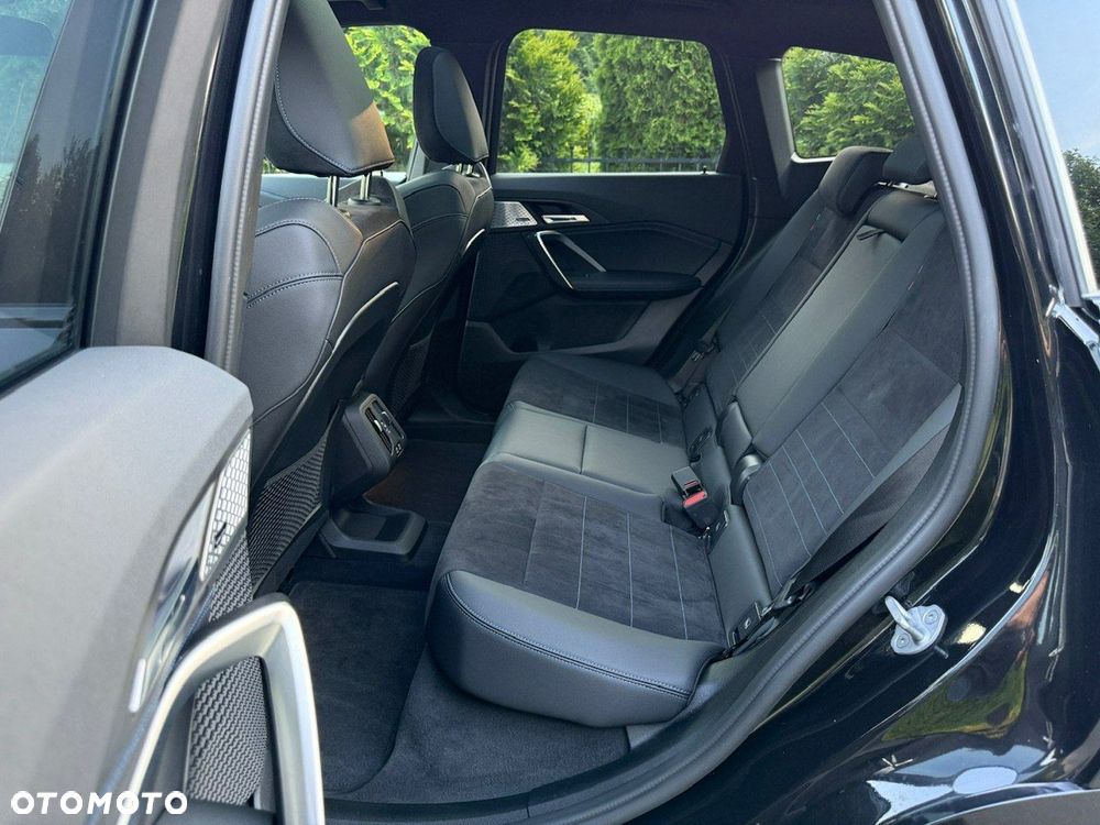 BMW iX1 xDrive30 66.5kWh M Sport - 21