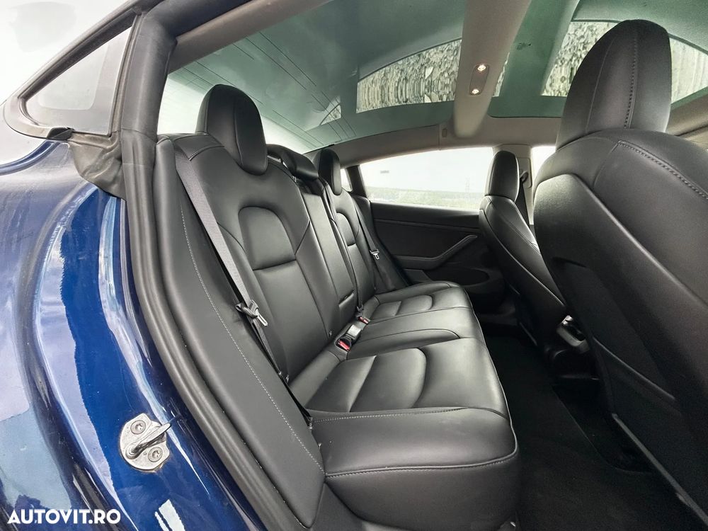 Tesla Model 3 Premium Langstreckenbatterie AWD Dual Motor - 7