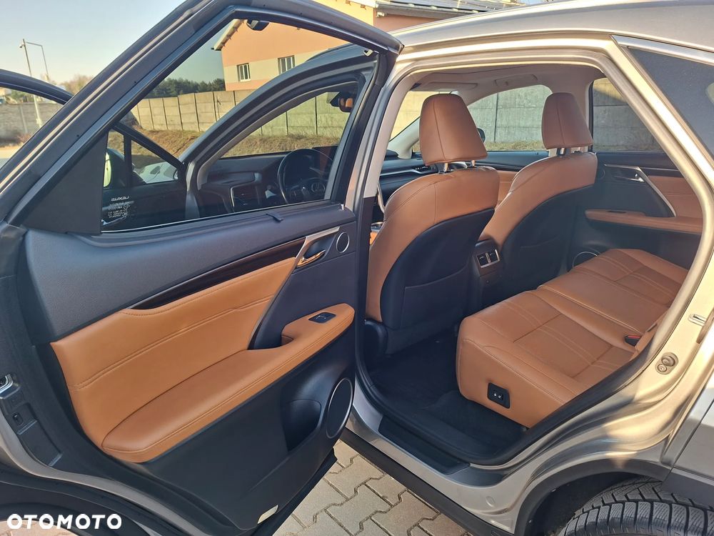 Lexus RX 300 Omotenashi - 10