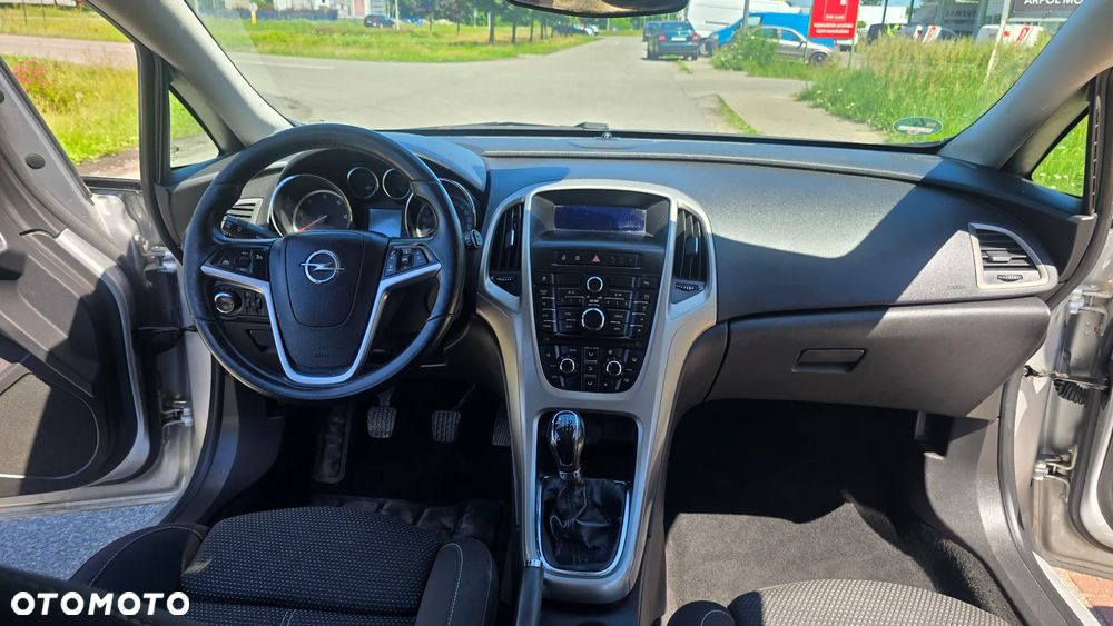 Opel Astra 1.7 CDTI DPF Color Edition - 34