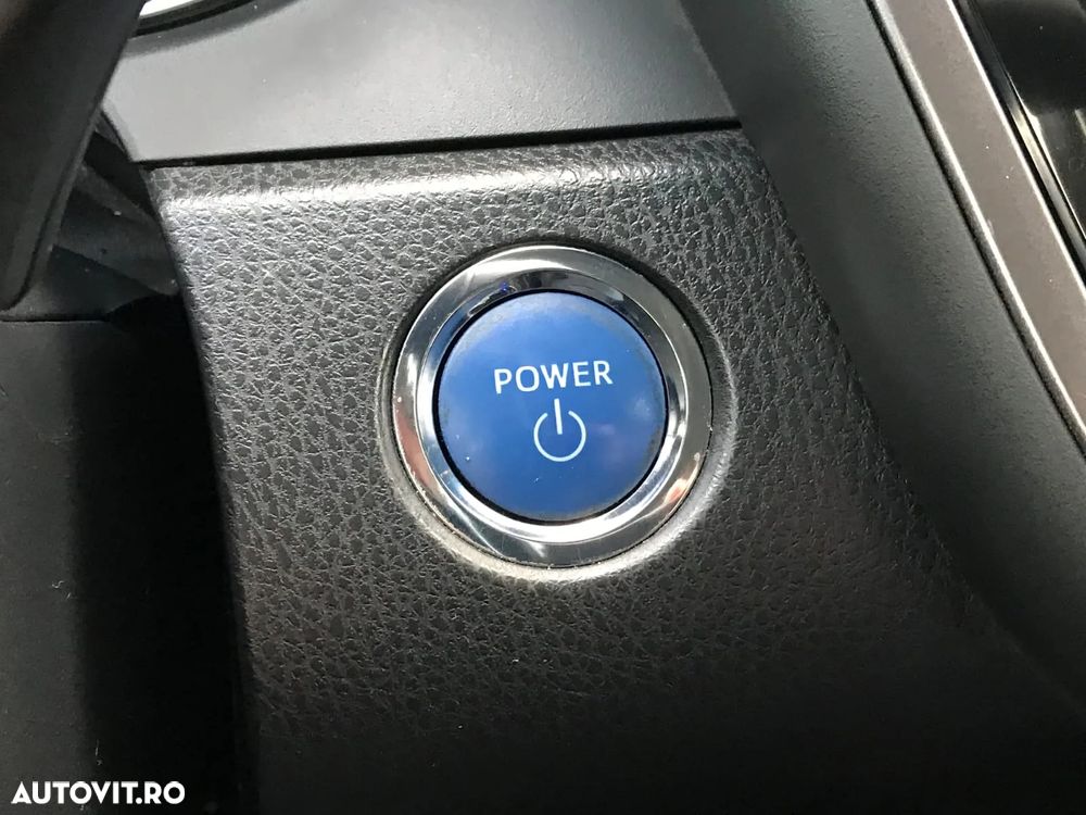 Toyota Camry 2.5 Hybrid Dynamic - 23