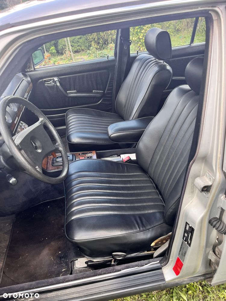 Mercedes-Benz W123 - 6