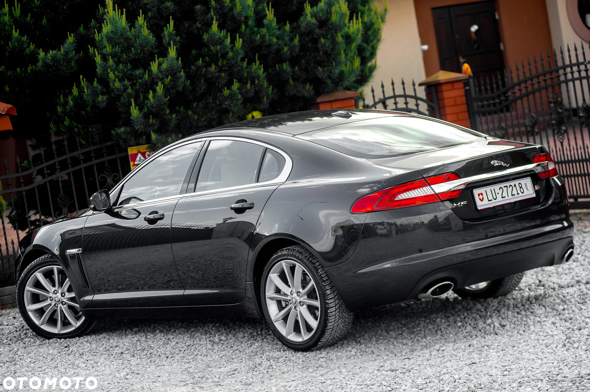 Jaguar XF 3.0 V6 Diesel S Luxury - 10