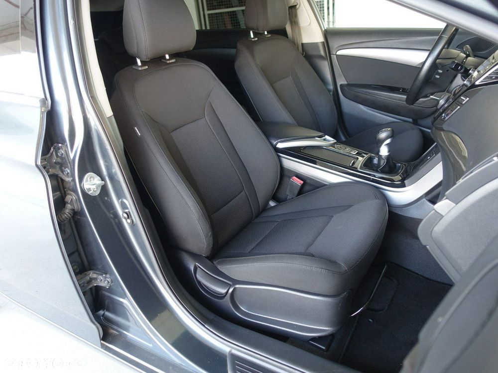 Hyundai i40 - 19