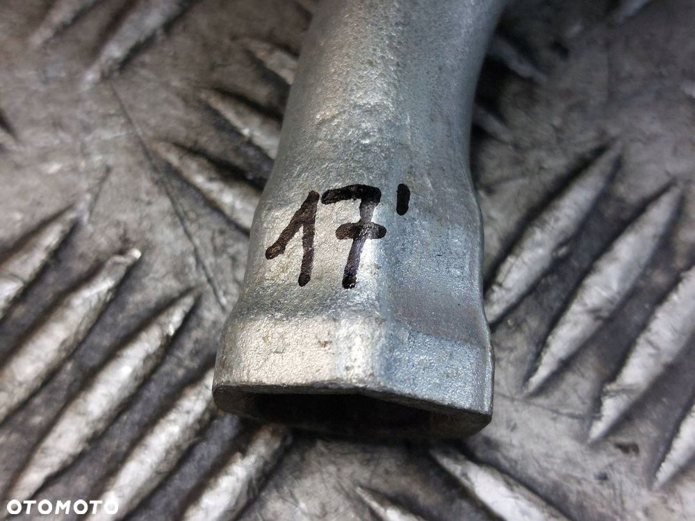 ORGANIZER WKŁAD BAGAŻNIKA ZAPAS LEWAREK 5x112 6Jx15 VOLKSWAGEN GOLF V - 4