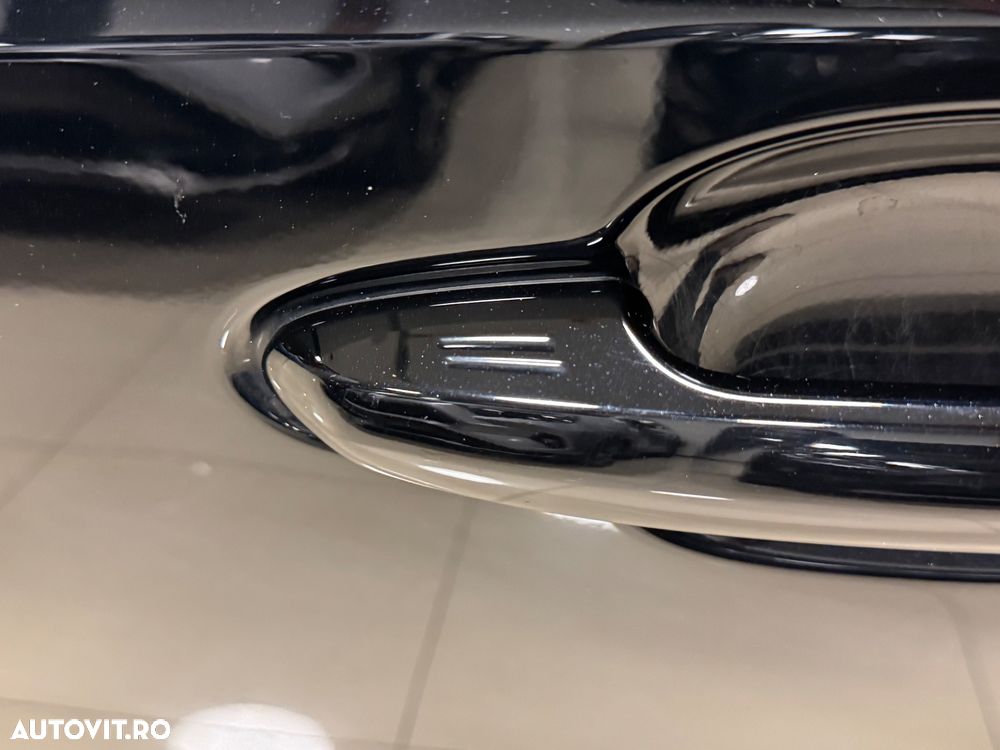 Toyota RAV4 2.5 4x4 Black Edition - 38