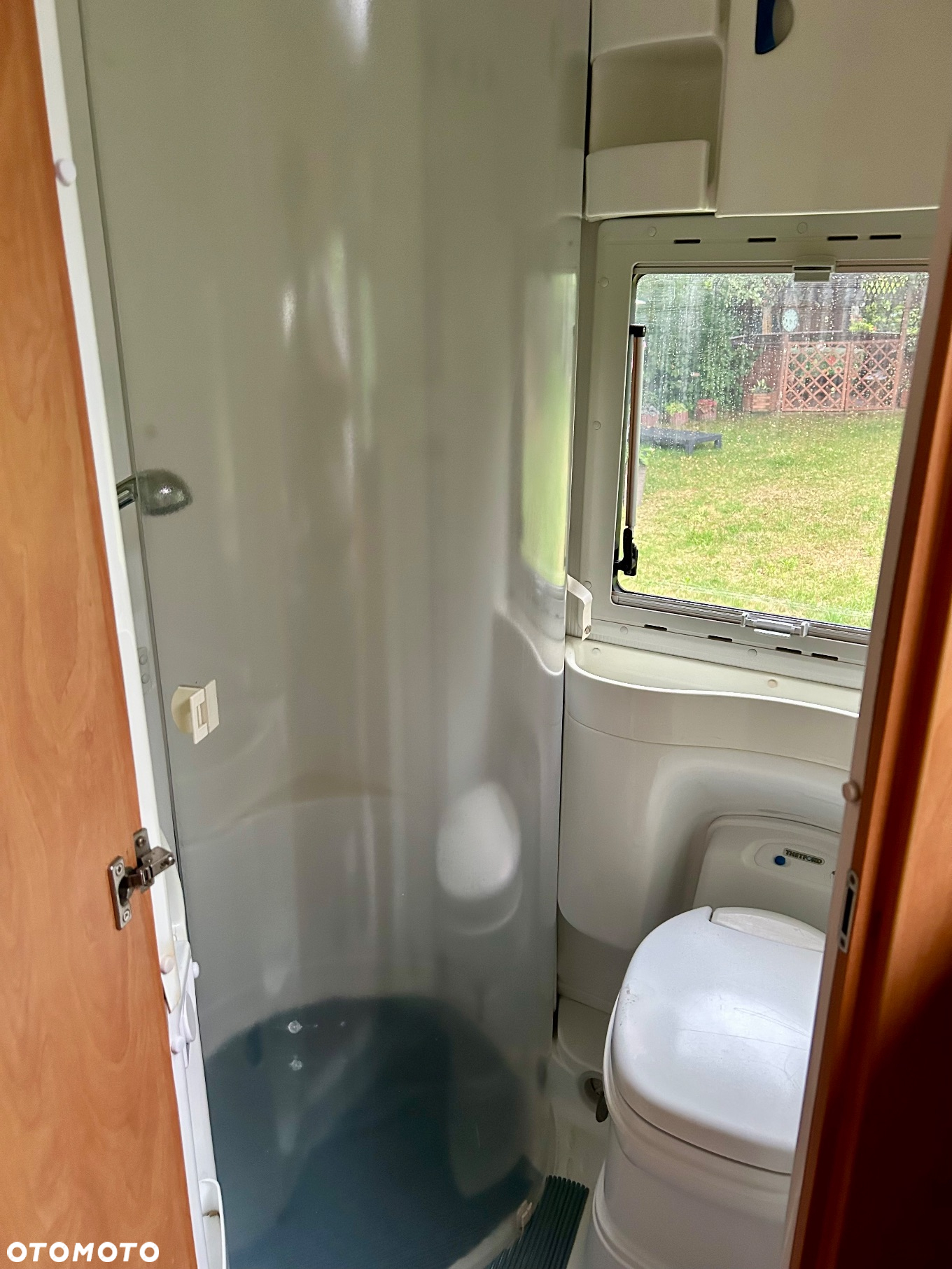 KNAUS Travel liner - 28